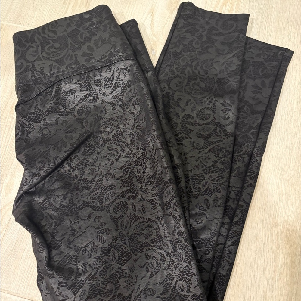 Luxe Black Leggings